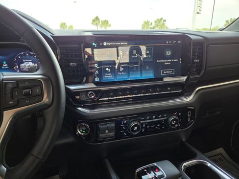 Used 2025 Chevrolet Silverado 1500 LTZ w/ Z71 Off-Road Package AWD/4WD image 37