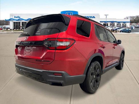 New 2026 Honda Pilot Black Edition image 3