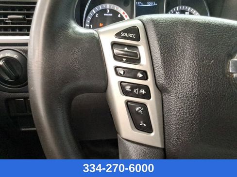 Used 2017 Nissan Titan S image 23