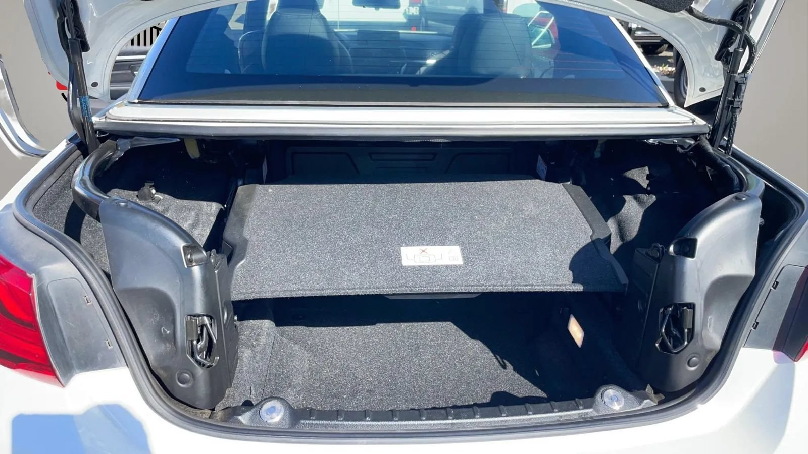Used 2018 BMW 430i Convertible RWD image 32
