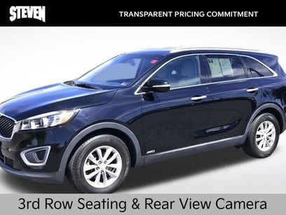 Used 2017 Kia Sorento AWD w/ LX Convenience Package