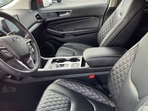 Used 2024 Ford Edge Titanium w/ Class II Trailer Tow Package image 12