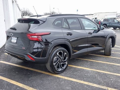 New 2026 Chevrolet Trax RS w/ Driver Confidence Package image 6