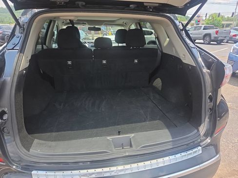 Used 2017 Nissan Murano SV w/ Premium Package AWD/4WD image 22