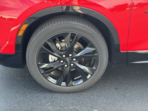 Certified 2019 Chevrolet Blazer RS w/ Sun and Wheels Package FWD image 33