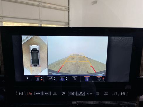 Used 2025 GMC Hummer EV 3X image 25