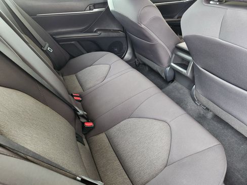 Used 2024 Toyota Camry LE image 32