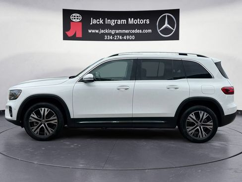 Certified 2025 Mercedes-Benz GLB 250 image 2