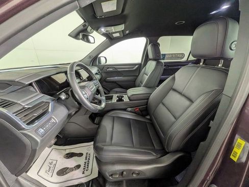 Certified 2025 GMC Acadia Elevation w/ Elevation Premium Package image 25