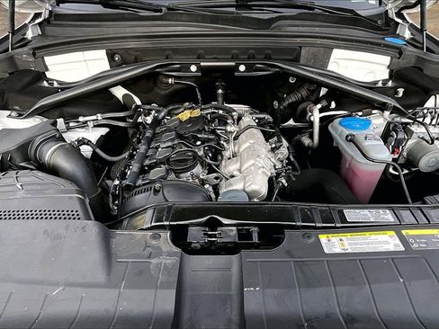 Used 2015 Audi Q5 2.0T Premium Plus w/ Technology Package image 27