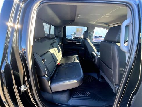 Used 2022 Chevrolet Silverado 1500 LT Trail Boss w/ LT Trail Boss Premium Package image 16