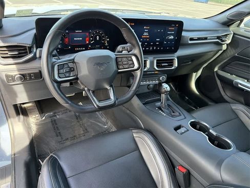 Used 2024 Ford Mustang GT Premium image 11