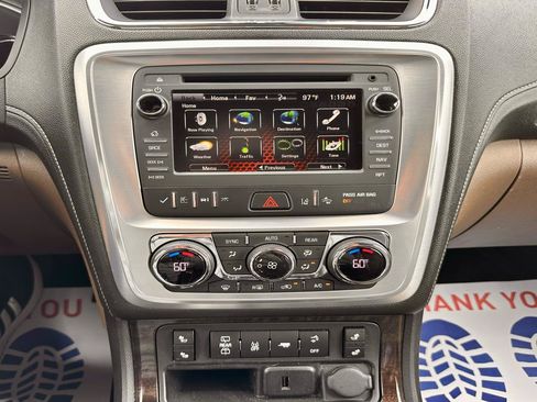 Used 2016 GMC Acadia SLT w/ Open Road Package FWD image 17
