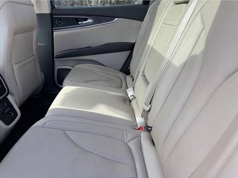 Used 2020 Lincoln Nautilus Reserve AWD/4WD image 19