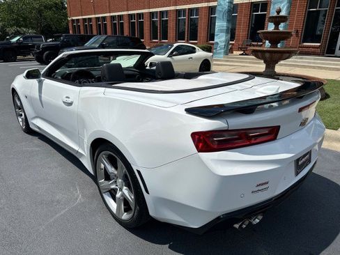 Used 2016 Chevrolet Camaro SS RWD image 22