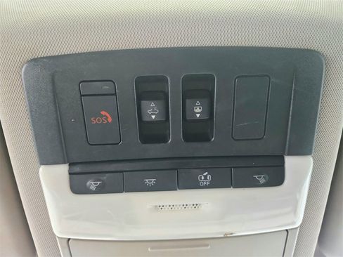 Used 2022 Nissan Rogue Platinum w/ Head-Up Display Package image 40