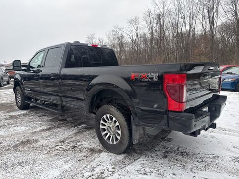 Used 2022 Ford F250 Lariat image 7