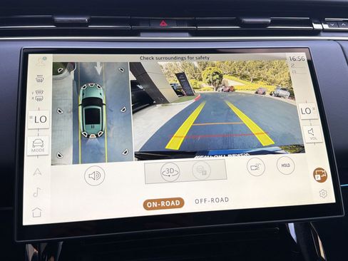 New 2026 Land Rover Range Rover Sport Dynamic SE image 25