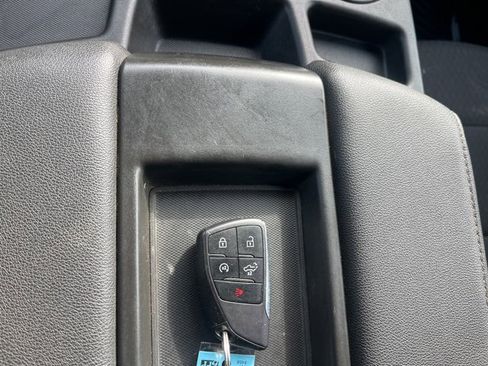 Used 2023 Chevrolet Silverado 1500 LT image 18