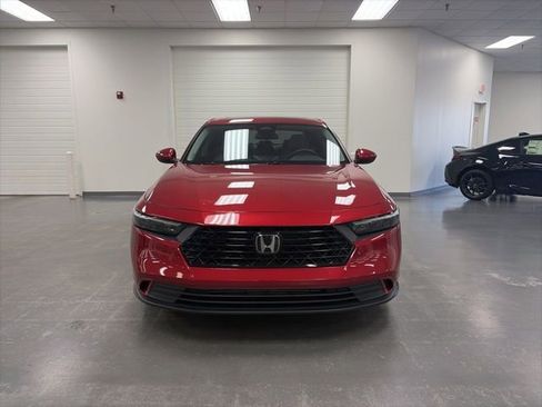 Used 2024 Honda Accord EX image 2