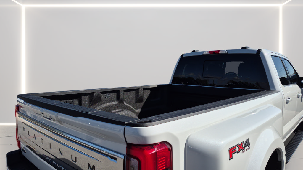 Used 2026 Ford F350 Platinum AWD/4WD image 32