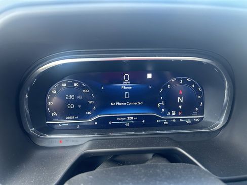 Used 2023 Chevrolet Suburban RST image 9