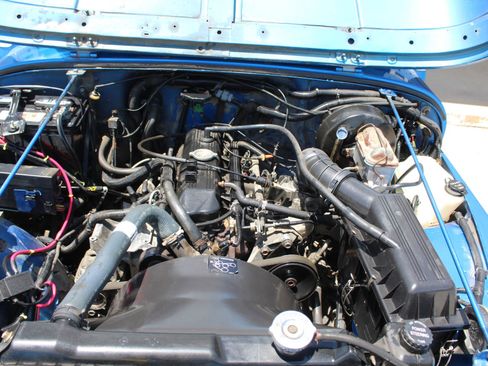 Used 1993 Jeep Wrangler S image 26