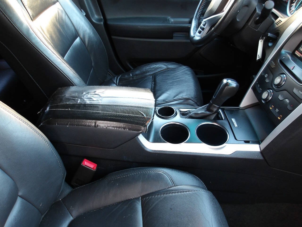 Used 2014 Ford Explorer XLT w/ Equipment Group 202A FWD image 23
