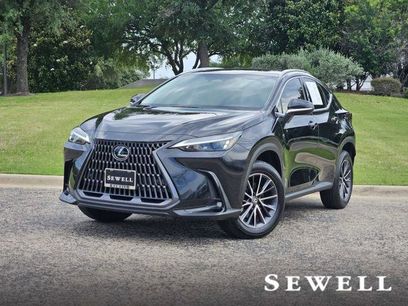 Certified 2025 Lexus NX 250 FWD w/ Towing Package (2000 Lbs)