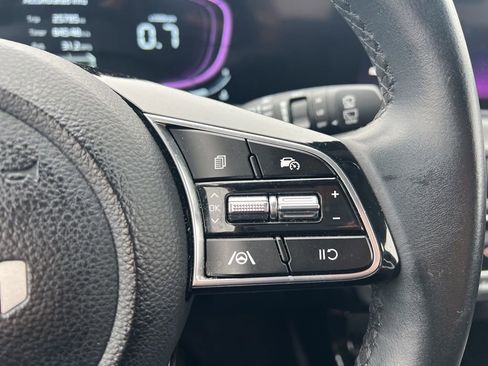 Used 2025 Kia Seltos S image 16