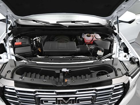 New 2026 GMC Yukon XL Denali Ultimate AWD/4WD image 22