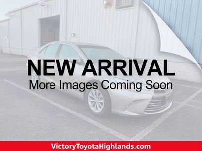 Used 2016 Toyota Camry LE