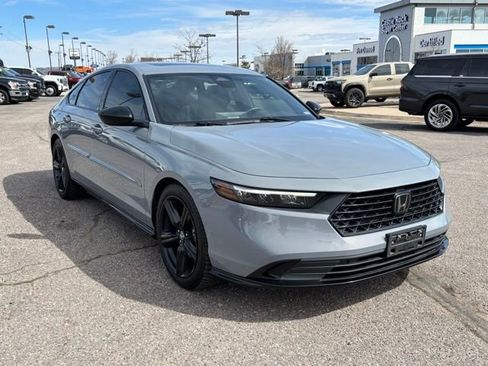 Used 2023 Honda Accord Sport image 8