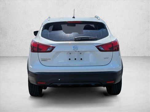 Used 2017 Nissan Rogue Sport SV w/ SV Premium Package FWD image 11