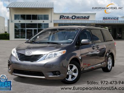 Used 2012 Toyota Sienna LE