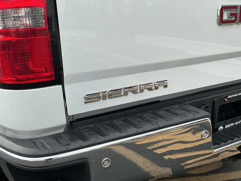 Used 2017 GMC Sierra 1500 SLE w/ SLE Value Package AWD/4WD image 35