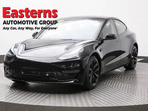 Used 2023 Tesla Model 3 Standard Range RWD image 1
