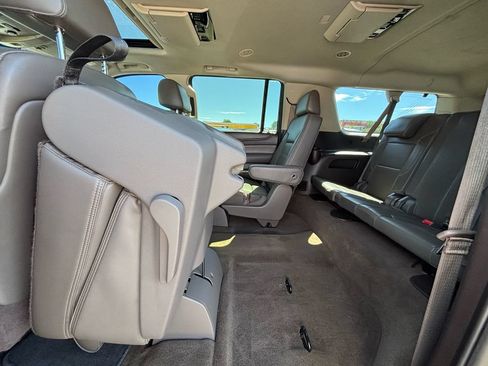 Used 2016 GMC Yukon XL Denali w/ Open Road Package AWD/4WD image 23