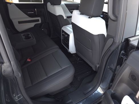 Used 2025 GMC Hummer EV 3X image 82