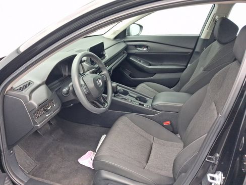 Used 2023 Honda Accord EX image 3