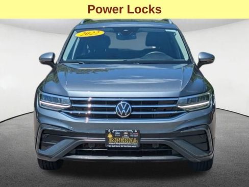 Used 2022 Volkswagen Tiguan SE AWD/4WD image 12