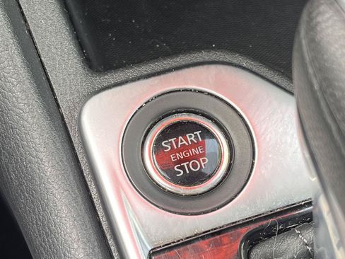 Used 2024 Nissan Sentra SV FWD image 29