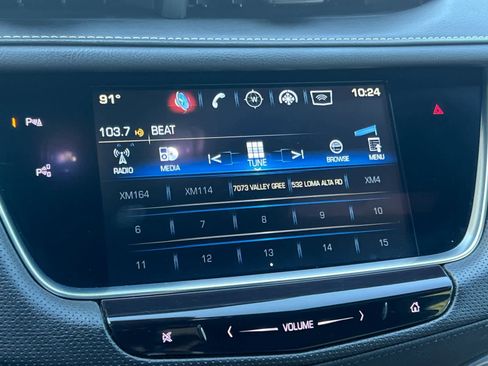 Used 2017 Cadillac XT5 Premium Luxury w/ Driver Assist Package image 19