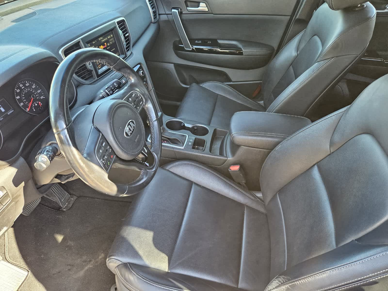Used 2019 Kia Sportage EX FWD image 2