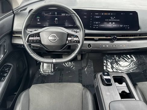 Used 2023 Nissan Ariya FWD image 13