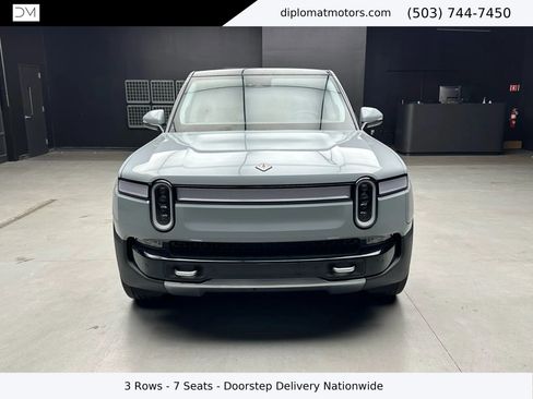 Used 2023 Rivian R1S Adventure image 11