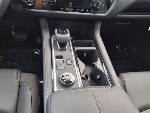 New 2026 Nissan Pathfinder SL w/ Cargo Package AWD/4WD image 27
