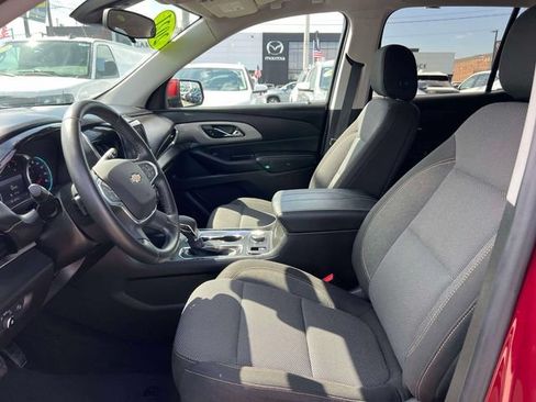 Used 2021 Chevrolet Traverse LT AWD/4WD image 17