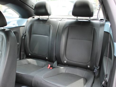 Used 2013 Volkswagen Beetle 2.5 FWD image 18