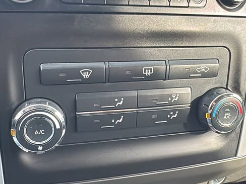 Used 2013 Nissan Xterra S image 25